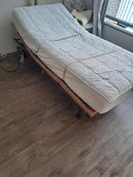 Bed electrisch verstelbaar, Ophalen, 90 cm, Eenpersoons, Hout