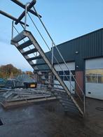 Stalen trap gegalv. Hoog 3,2 mtr. Nob161, Doe-het-zelf en Verbouw, Ladders en Trappen, Ophalen, Zo goed als nieuw, 2 tot 4 meter