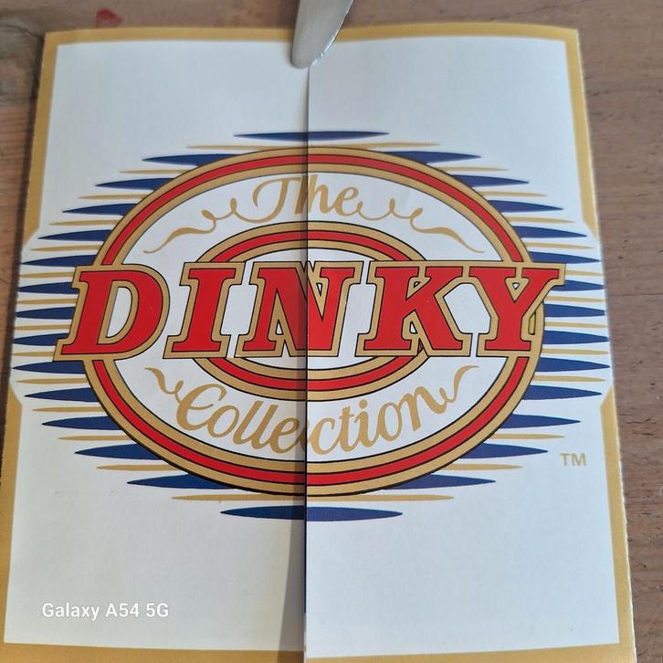 Dinky Collection Folder, Boeken, Catalogussen en Folders, Zo goed als nieuw, Folder, Verzenden
