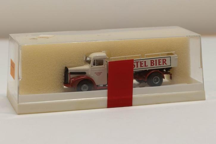 Brekina 7225.1 Hobby Vrijetijd MAN F 8 Amstel Bier, Hobby en Vrije tijd, Modelauto's | 1:87, Nieuw, Bus of Vrachtwagen, Brekina