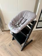 Stokke tripp trapp meegroeistoel zwart met newbornset, Kinderen en Baby's, Kinderstoelen, Ophalen, Gebruikt, Meegroeistoel, Gordel(s)