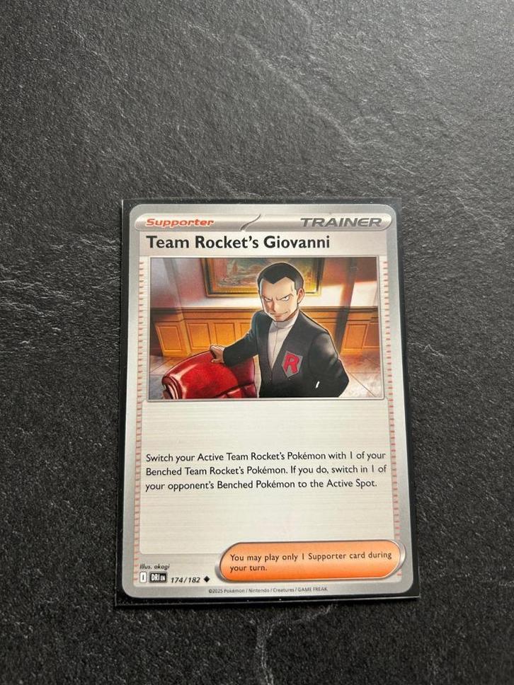 Team Rocket's Giovanni (Destined Rivals) - MINT!, Hobby en Vrije tijd, Verzamelkaartspellen | Pokémon, Zo goed als nieuw, Losse kaart