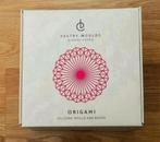 Origami - Dinara Kasko, Ophalen of Verzenden, Zo goed als nieuw, Bakvorm