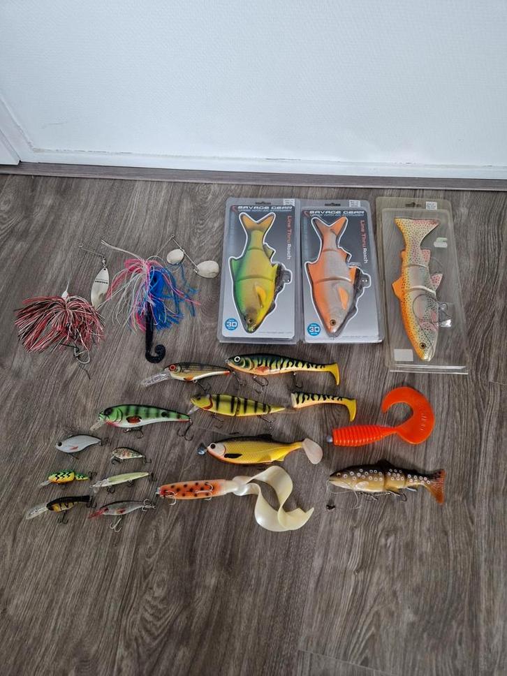 Complete set kunstaas, Watersport en Boten, Hengelsport | Roofvissen, Zo goed als nieuw, Overige typen, Ophalen of Verzenden