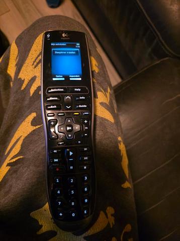 Logitech harmony 900  beschikbaar voor biedingen