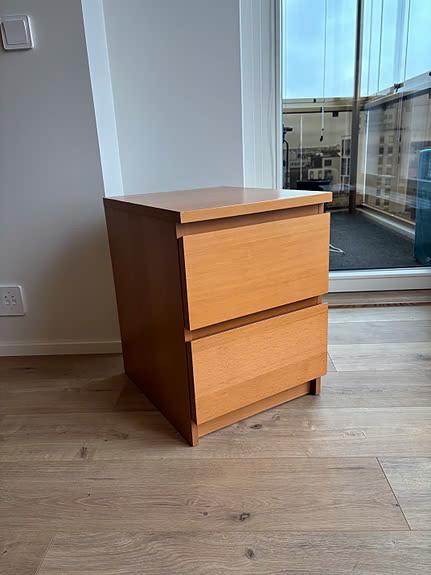 IKEA Malm nachtkastje, Huis en Inrichting, Slaapkamer | Nachtkastjes, Zo goed als nieuw, Minder dan 55 cm, Minder dan 45 cm, Ophalen