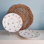Limoges France, 2 ontbijtborden met bloemetjes, Antiek en Kunst, Antiek | Servies los, Ophalen of Verzenden