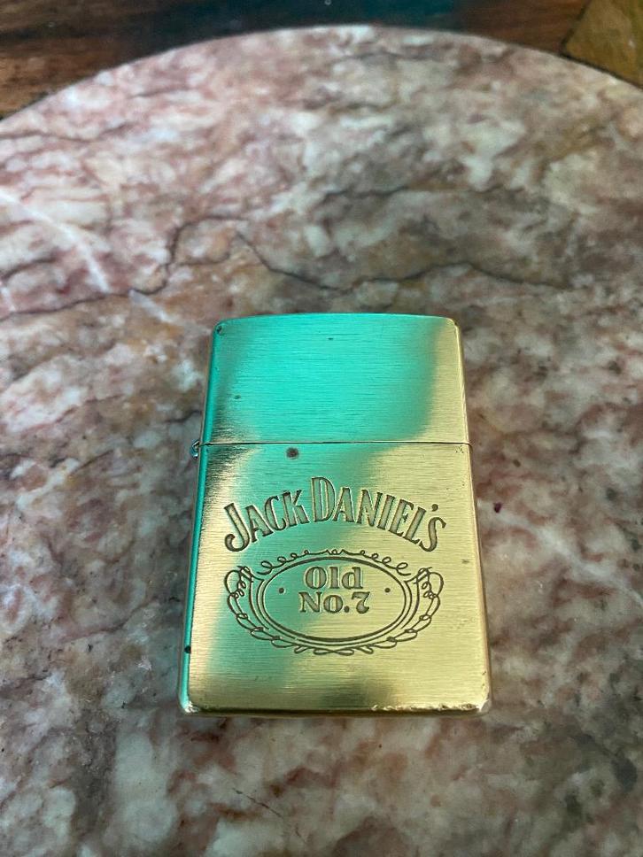 Vintage!! Zippo Old No.7 Gold ‘Jack Daniels’, Verzamelen, Rookartikelen, Aanstekers en Luciferdoosjes, Zo goed als nieuw, Aansteker