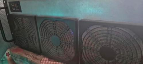 Server/mining Behuizing, Computers en Software, Computerbehuizingen, Gebruikt, Ophalen of Verzenden