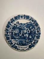 Delfts Blauw Wandbord - Die Weinlese, Antiek en Kunst, Antiek | Wandborden en Tegels, Ophalen of Verzenden