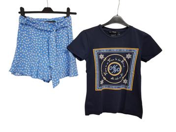 Geweldig ZARA bloemen rok/ shortje maat XS(164). beschikbaar voor biedingen