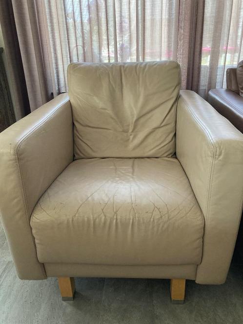 Montèl fauteuil - leer - kleur beige, Huis en Inrichting, Fauteuils, Gebruikt, Leer, 50 tot 75 cm, 75 tot 100 cm, Ophalen
