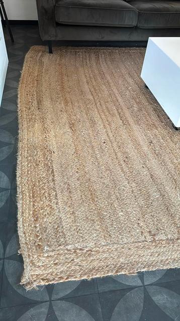 Bamboe kleed groot beschikbaar voor biedingen