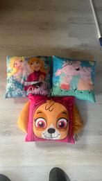 Sierkussen., Ophalen, Zo goed als nieuw