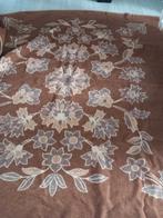 Vintage jaren 70 Bruine Bloemen Deken, Huis en Inrichting, Gebruikt, 150 tot 200 cm, Vintage, 200 cm of meer