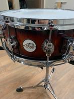 Dw design snare 14 inch, Muziek en Instrumenten, Drumstellen en Slagwerk, Ophalen, Zo goed als nieuw, Overige merken