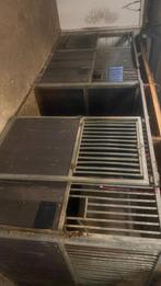 Stalwanden paardenbox, Toebehoren