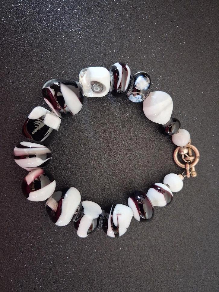 Vintage armband met Murano glazen kralen., Sieraden, Tassen en Uiterlijk, Armbanden, Zo goed als nieuw, Overige materialen, Zwart