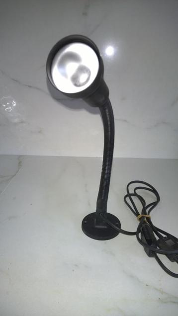 Verstelbare lamp om vast te schroeven op vlak  beschikbaar voor biedingen
