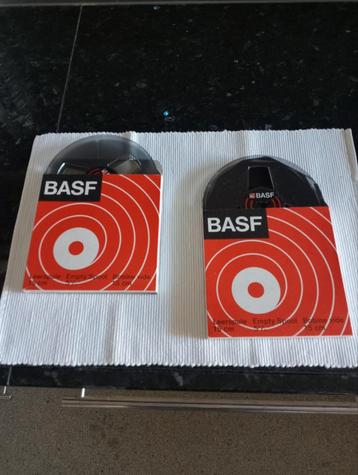 BASF SPOEL VOOR BANDRECORDER 1x leeg en 1x vol (met tape) beschikbaar voor biedingen