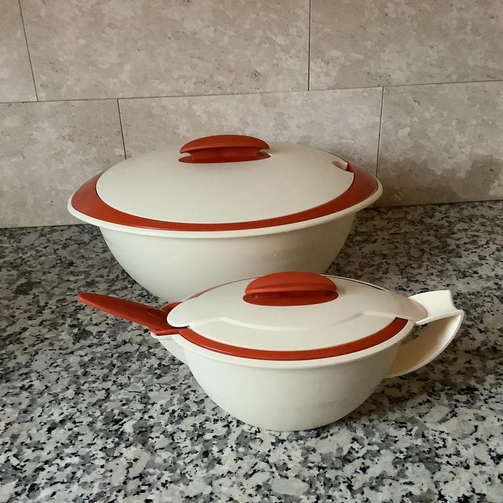 Tupperware Dubbelwandige Serveer en Saus kom., Huis en Inrichting, Keuken | Tupperware, Crème, Ophalen of Verzenden