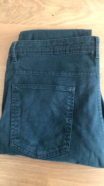 Jeans W40 /L32 model ‘slim’ beschikbaar voor biedingen