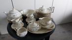Zeer compleet 33-delig antiek servies van Mosa Maastricht, Antiek en Kunst, Ophalen