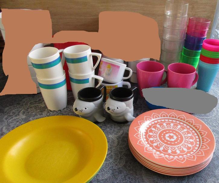 allerlei campingservies / bord / glas / mok / disney enz, Caravans en Kamperen, Kampeeraccessoires, Gebruikt, Ophalen of Verzenden