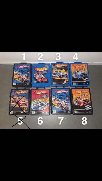 Hotwheels verzameling koffers beschikbaar voor biedingen