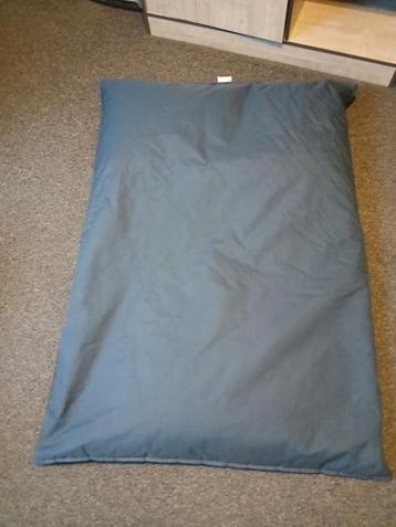 Mooie grote zitzak beschikbaar voor biedingen