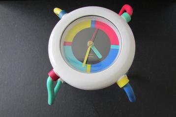 Memphis Spider Clock beschikbaar voor biedingen
