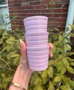 Drie roze bloempotten met ribbel - klein formaat, Ophalen of Verzenden, Zo goed als nieuw, Overige materialen