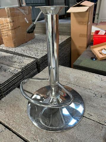 barkruk voet 24 stuks beschikbaar voor biedingen