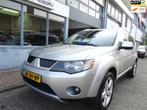Mitsubishi Outlander 2.4 Intense+ 4x4 - 7p, 4 cilinders, 7 stoelen, Bedrijf, Handgeschakeld
