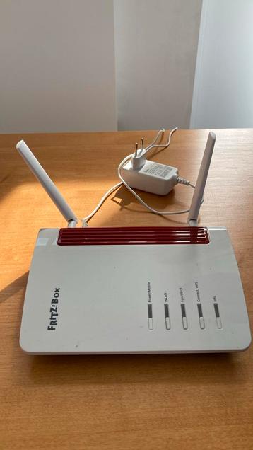 6850 fritz box lte drie jaar oud beschikbaar voor biedingen