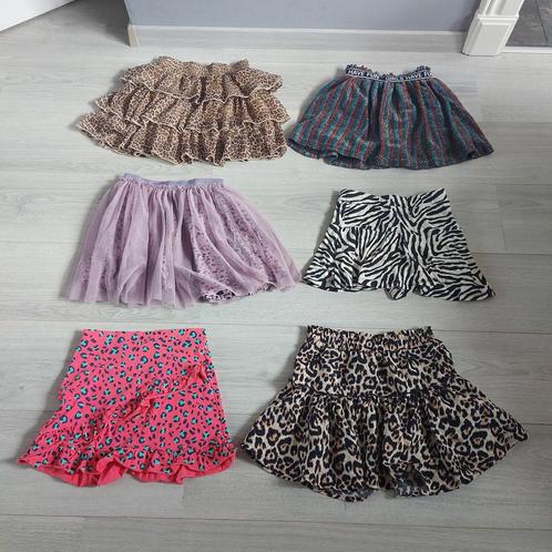 17 rokjes maat 134/140 oa Hema, H&M, WE, Jill, Europe kids, Kinderen en Baby's, Kinderkleding | Maat 134, Zo goed als nieuw, Meisje