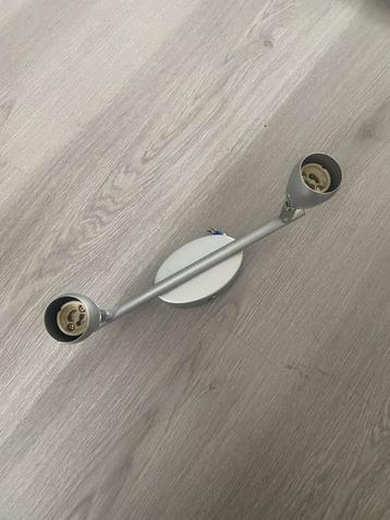 Plafond lamp beschikbaar voor biedingen