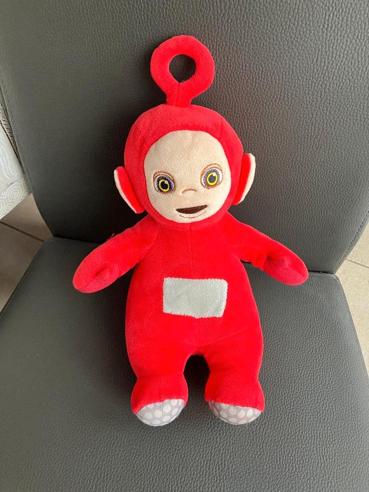 Rode Teletubbies knuffel Po, Kinderen en Baby's, Speelgoed | Knuffels en Pluche, Zo goed als nieuw, Overige typen, Ophalen of Verzenden