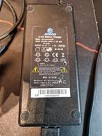 Joycube Acculader 42V, Fietsen en Brommers, Ophalen of Verzenden, Gebruikt