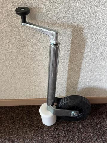 NIEUW neuswiel beschikbaar voor biedingen