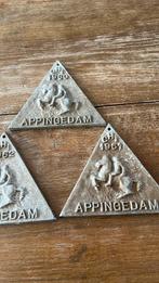 Alu bordjes jaren 60 Concours Hippique international, Ophalen of Verzenden