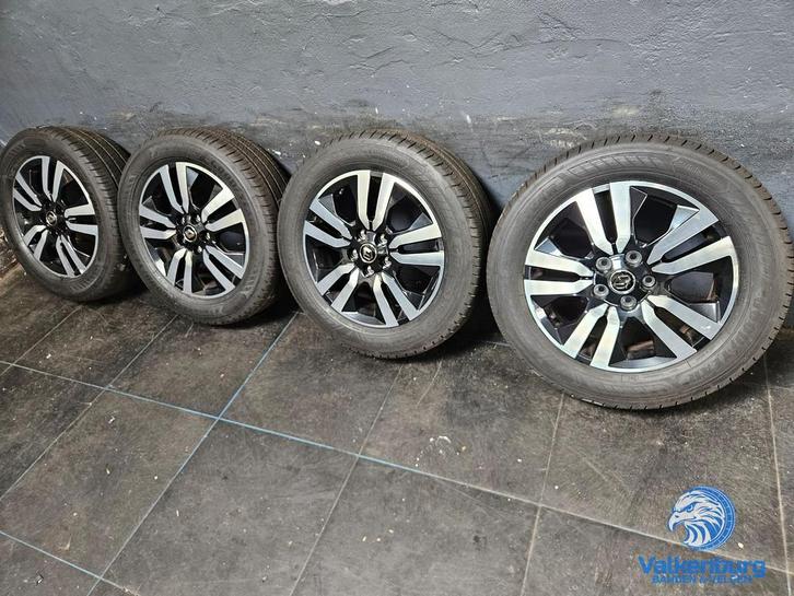 8-9mm! Originele Renault Trafic Facelift 17 inch zwarte velg, Auto-onderdelen, Banden en Velgen, Banden en Velgen, Zomerbanden