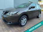 Nissan Qashqai 1.2 Acenta ( TREKHAAK + AIRCO + NW APK), Voorwielaandrijving, Euro 5, Stof, Gebruikt