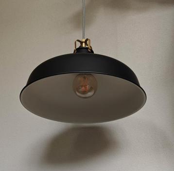 Zwarte ranarp Ikea hanglamp beschikbaar voor biedingen