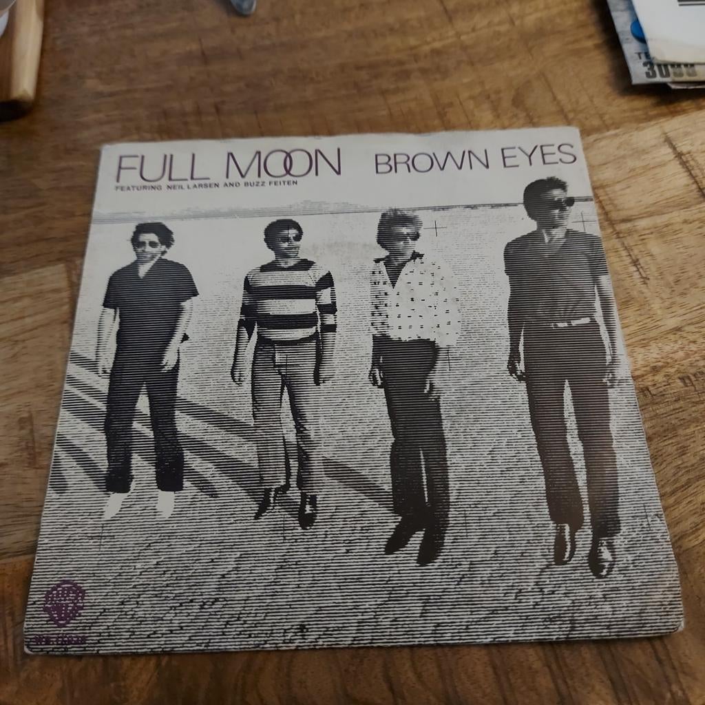 Full moon brown eyes, Ophalen of Verzenden, Zo goed als nieuw, Pop