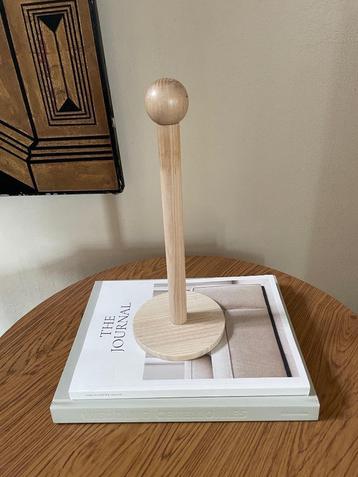 OYOY Keukenrolhouder Essenhout Minimalist Japandi Style  beschikbaar voor biedingen