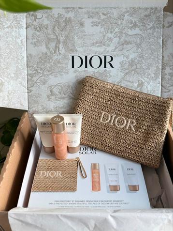 DIOR Solar set Nieuw beschikbaar voor biedingen