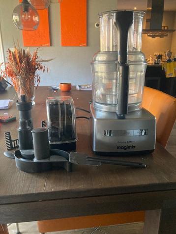 Magimix 5200 XL – keukenmachine beschikbaar voor biedingen