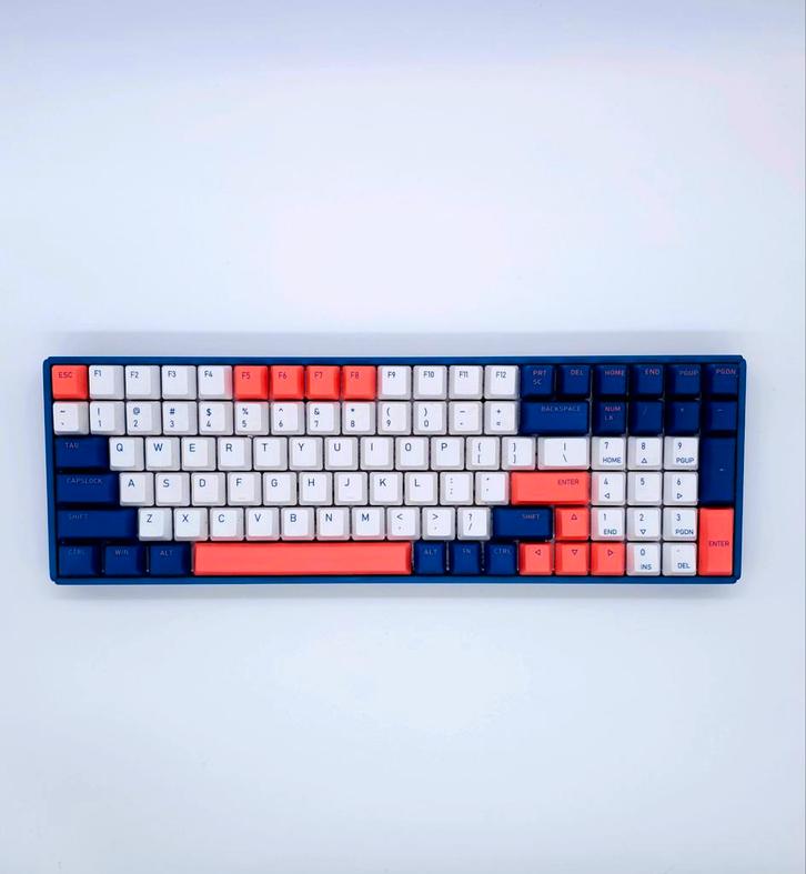 IQUNIX F96 Mechanical Keyboard | Limited Edition, Computers en Software, Toetsenborden, Zo goed als nieuw, Ophalen of Verzenden