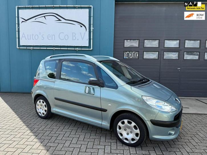 Peugeot 1007 1.6-16V Gentry Automaat Clima Pdc Trekhaak NL A, Auto's, Peugeot, Bedrijf, Te koop, ABS, Airbags, Airconditioning